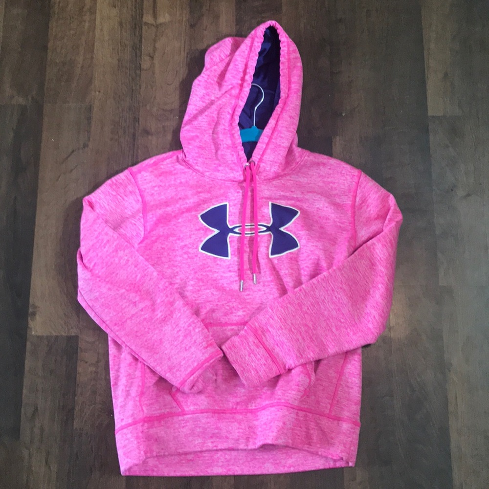 Under armour sweatshirt